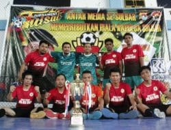 Libas TVRI Sulbar di Final, Wartawan Muda FC Juara I Turnamen Kapolda CUP