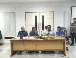 DPRD Sulbar Audiensi dengan Massa GTT dan PTT