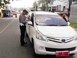Berpelat Hitam, Randis Kanwil Kemenkumham Sulbar Kena Tilang