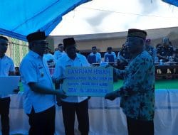 Gubernur Salurkan Dana Hibah Rp 3,5 Milliar untuk Rumah Ibadah di Mamasa