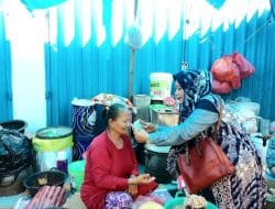 Pemkab Mamuju Bagikan Masker Gratis
