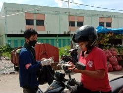 RAC-19 Mamuju Bagikan 7000 Masker Kain Gratis