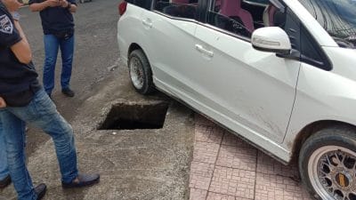 Masyarakat keluhkan Lubang di Depan Colombus, Pemerintah Bone Diminta Perhatiannya