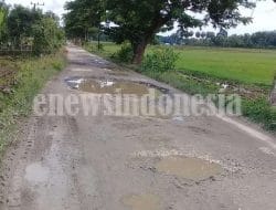 Lagi, Warga Bone Mengeluhkan Akses Jalan di Daerahnya