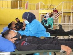 Wujud Bakti Brimob untuk Masyarakat, Personel Batalyon C Pelopor  Sumbang Darah ke PMI Bone