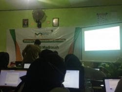 Tim Inti Madrasah se-Kabupaten Bone Ikuti Bimtek Praktek Belajar Melalui Komputer