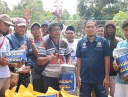 Ditengah Kegelisahan Korban Gempa, Ketua Liga Mahasiswa Nasdem Sulbar Sambagi Titik Pengungsian
