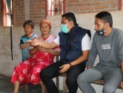Momen Haru Bocah 12 Tahun Diberi Bantuan dari Legislator Sulbar
