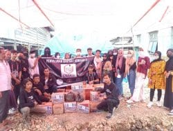 Komunitas Sosial Fotography, Salurkan Bantuan ke Korban Kebakaran di Lamurukung, Bone