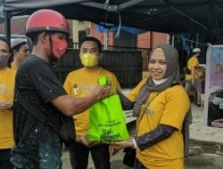 Peduli Sesama, HIPMI Polman Salurkan Ratusan Paket Sembako di Bulan Ramadhan