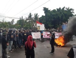 Aliansi Mahasiswa Menggugat Gelar Aksi Terkait Penertiban PPKM Kabupaten Gowa
