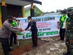 SMA 18 Bone Gelar Penanaman Pohon di Cina