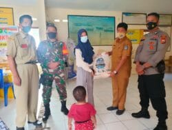 Babinsa dan Bhabinkhamtibmas Terjun Langsung Ciptakan Rasa Aman Pembagian PKH