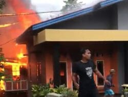 Si Jago Merah Hanguskan Rumah di Cabalu Bone
