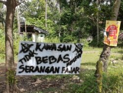 Jelang Pilkades di Bone, Warga Lamuru Pasang Spanduk Tolak Serangan Fajar