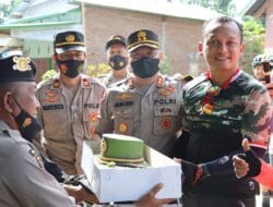 Dandim 1402 Polman Ultah Ke 41 Tahun, Kapolres Polman Berikan Kejutan