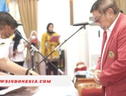 Bupati Bone Dilantik Jadi Ketua IKA Fisip Unhas, Idrus Paturusi: Harus Naik Kelas