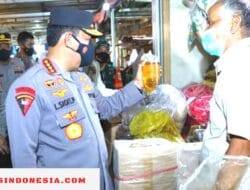 Pastikan Stok Aman di Bekasi, Kapolri Turun Langsung ke Pasar