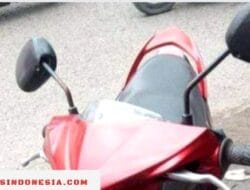 Gegara Antri Minyak Goreng, Motor Emak – Emak di Bone Tertukar