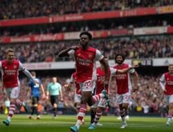 ARSENAL Pesta Gol, MANCHESTER UNITED Terpuruk Lagi