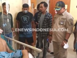 Ketua DPRD Bone Jenguk Korban Aksi 114 di RS Tenriawaru