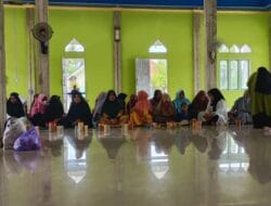 Jamaah Masjid Nurul Falaah Tanalanto Adakan Halal Bihalal