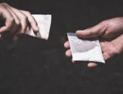 Seorang Pria di Bone Diamankan Polisi Terkait Narkoba, Kapolres: Jangan Coba – Coba!