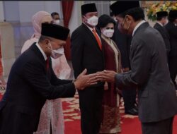 Presiden Joko Widodo Resmi Mengganti Dua Mentrinya di Kabinet Indonesia Maju