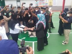 Bupati Berau Serahkan Remisi Khusus HUT RI ke- 77 Kepada Napi di Rutan Tanjung Redeb