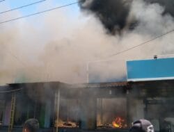 Si Jago Merah Hanguskan 16 Ruko di Kota Tidore Kepulauan