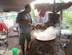 Pelaku Usaha Gula Aren di Morotai yang Butuh Perhatian Pemerintah
