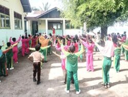 Budayakan Hidup Sehat, Senam Ala Warga MIS Al Fatah Nangahale