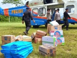 Donasikan Kebutuhan Pokok, Polri jangkau Daerah Terisolir Korban Gempa Cianjur