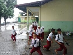 Murid Sekolah MIS Muhammadiyah Nangahale Terpaksa Dipulangkan, Ini Penyebabnya