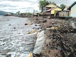 Pemukiman Warga di Nangahale Terancam Hempasan Ombak