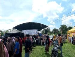 Warga Libureng Padati Pasar Murah, Kades Wanuawaru: Terimakasih Pemda Bone