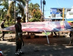 Spanduk Hingga Baliho Liar Ditertibkan Satpol PP Bone