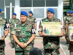 Wujud Kepedulian Pimpinan, Dandenpom X1V/1 Bone Berbagi Bingkisan dan THR untuk Anggota