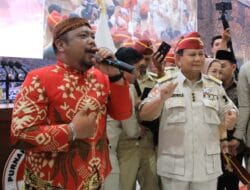 Pencipta ‘Ojo Dibandingke’ Nyanyi untuk Prabowo: Kok Dibanding-Bandingke Yo Mesti Menang