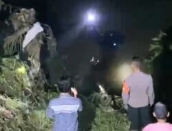 Malam Kedua Pencarian Korban Hanyut di Bone, TIM SAR Unhas Terjunkan Personelnya
