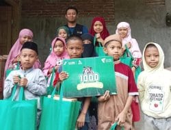 A-Care Berbagi Paket Pendidikan di Rumah Tahfiz Al Ikhlas Massangkae Kajuara