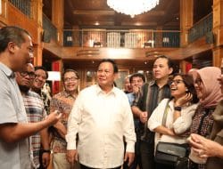 Prabowo Ngopi Bareng Pemimpin Redaksi Media Nasional di Hambalang