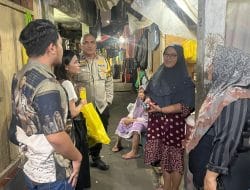 Melawan Stunting, Komunitas CollaborAction Blusukan Tengah Malam