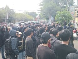 Unjuk Rasa di Polrestabes Makassar, Tuntut Tuntaskan Kasus Pengeroyokan di Unismuh dan Unifa
