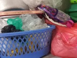 Berkala, Warga Makassar Dilarang Gunakan Kantong Plastik
