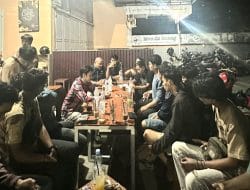 Ahmad Zainuddin Silaturahmi Bersama Milenial Asal Bone di Makassar