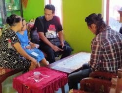 Amure Berikan Bantuan Pendidikan ke Warga Kurang Mampu di Pallae: Tak Boleh Putus Sekolah