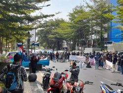Gerakan Pemuda dan Mahasiswa Kritis Makassar Gelar Unras Buntut Konflik Pasar Butung