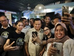 Prabowo Diteriaki Relawan “Emang Boleh Segemoy Ini?”