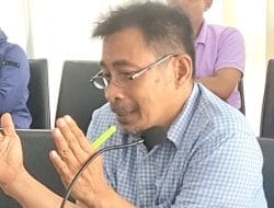 Proses Muat Kayu Ulin Material Bola Soba Tidak Diasuransikan: Itu Risiko Kami